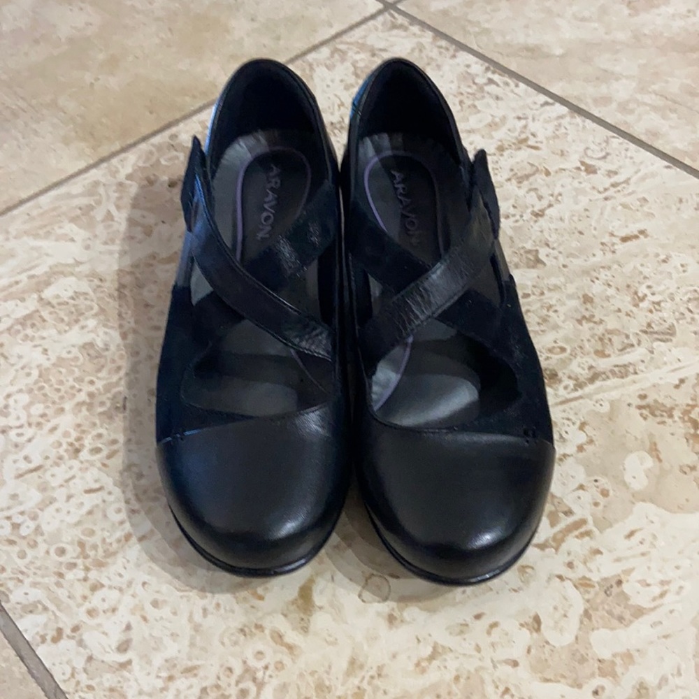 Aravon Black Orthotic Shoes